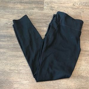GapFit Black leggings Lg